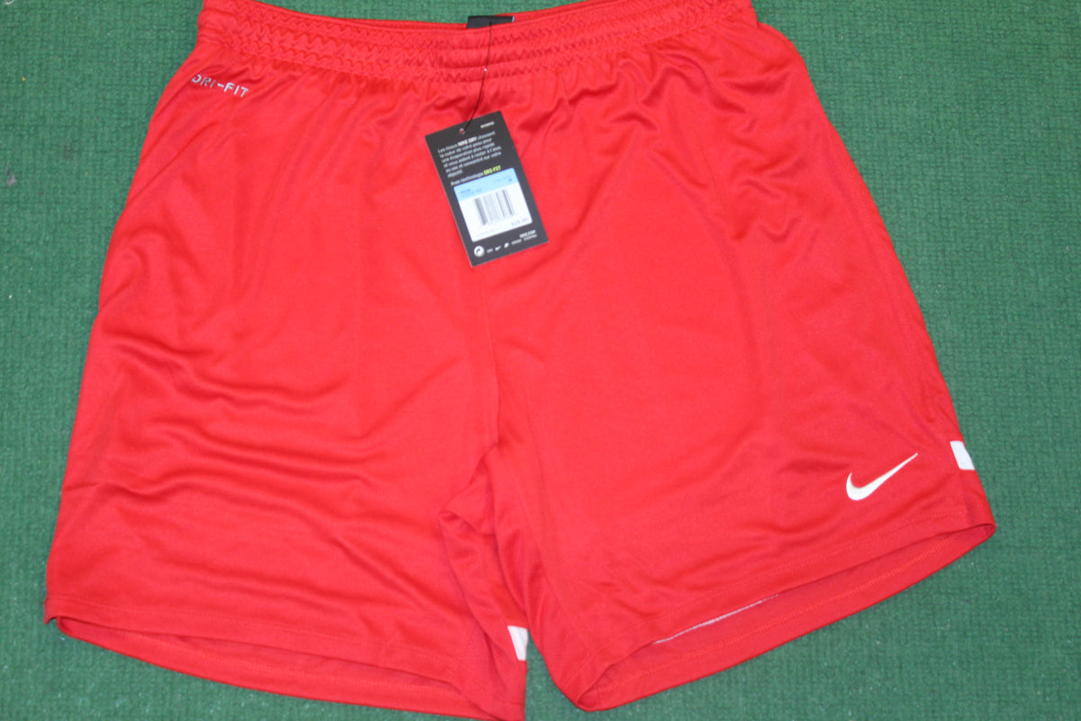 Red on sale soccer shorts