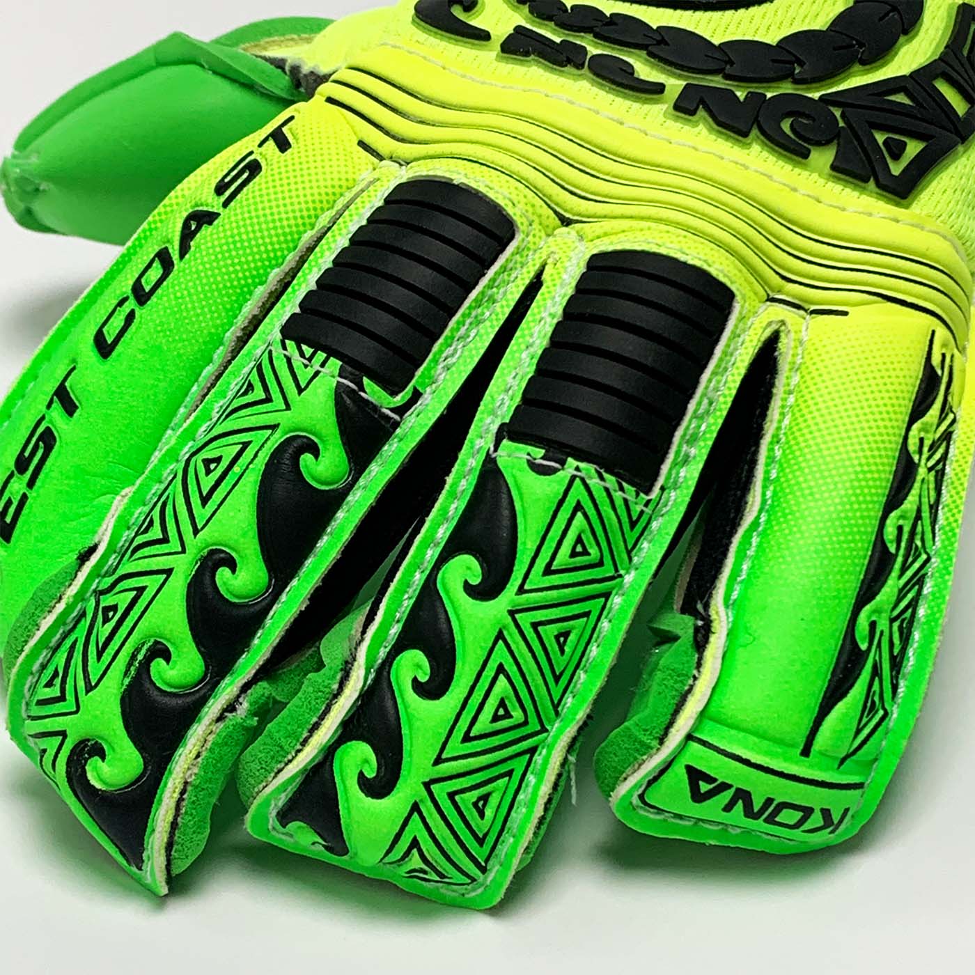 West Coast KONA Honu GK Gloves Size 9 left - The Art of Soccer Shop