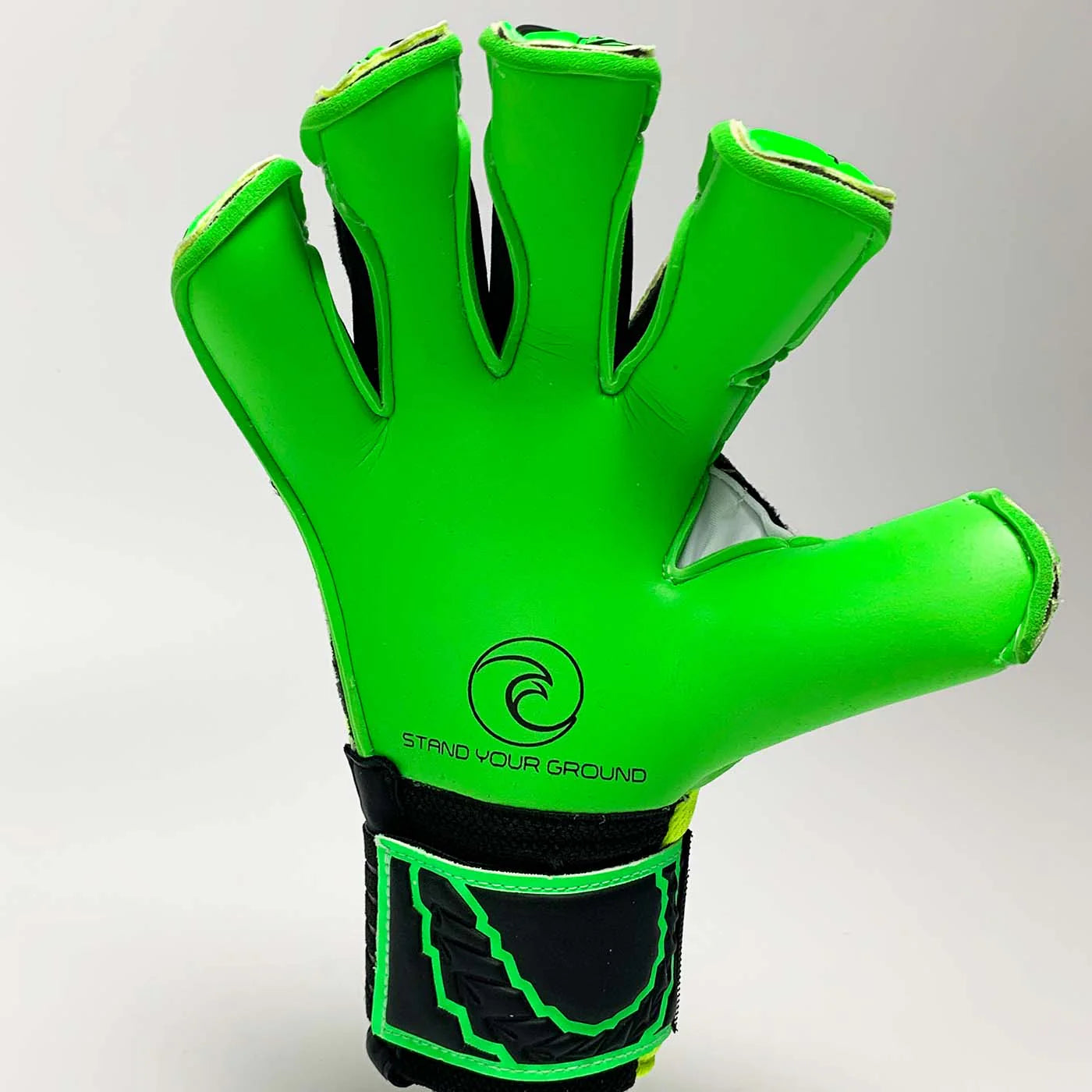 West Coast KONA Honu GK Gloves Size 9 left - The Art of Soccer Shop