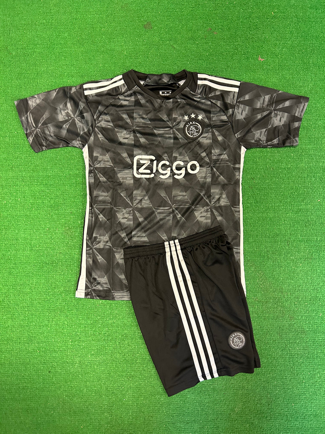 Ajax 23/24 Youth Kit