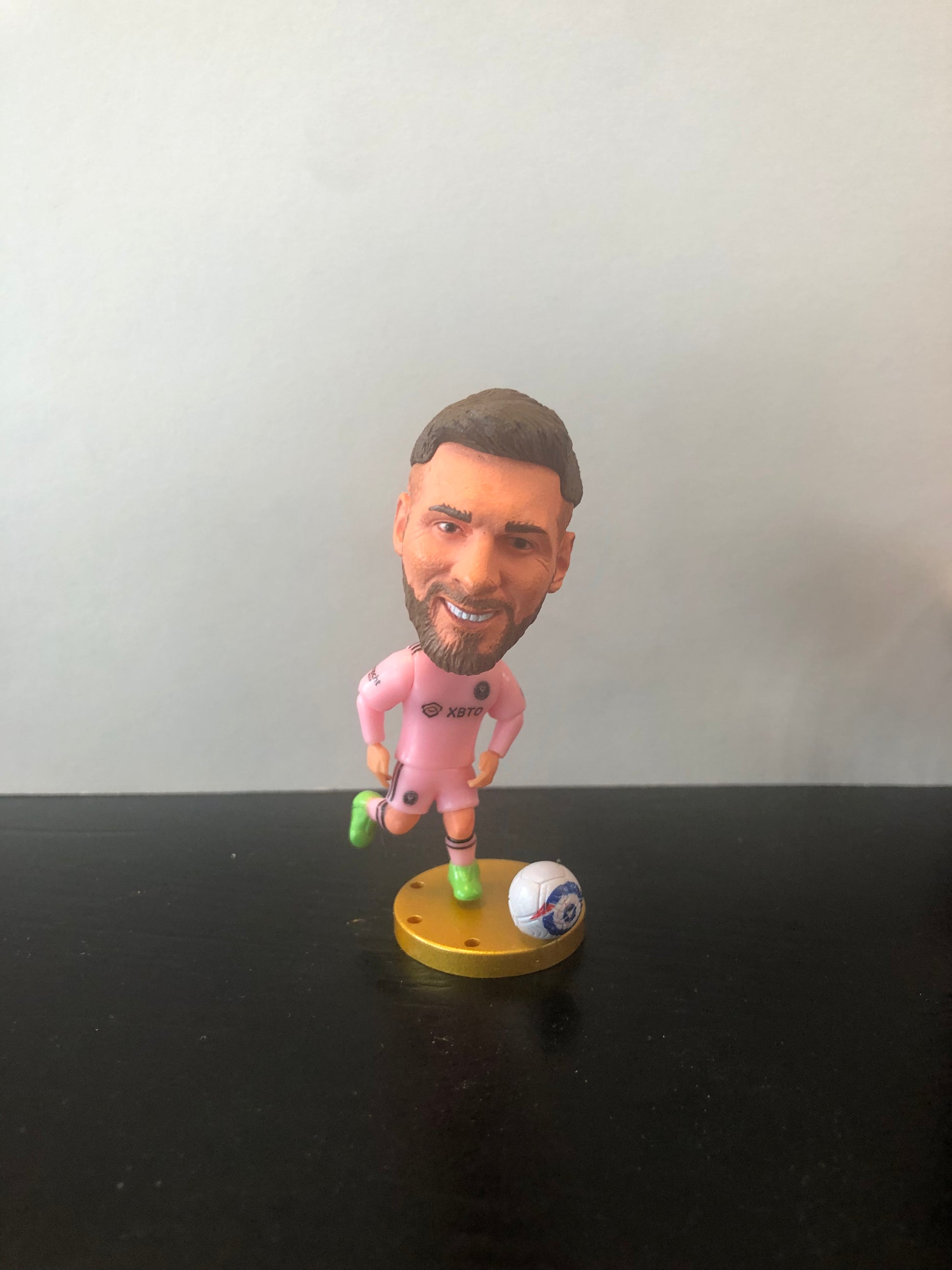 Player  Figurines - The Art of Soccer Shop