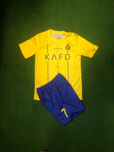 Load image into Gallery viewer, Ronaldo 23/24 Al Nassr  Home Youth Kit
