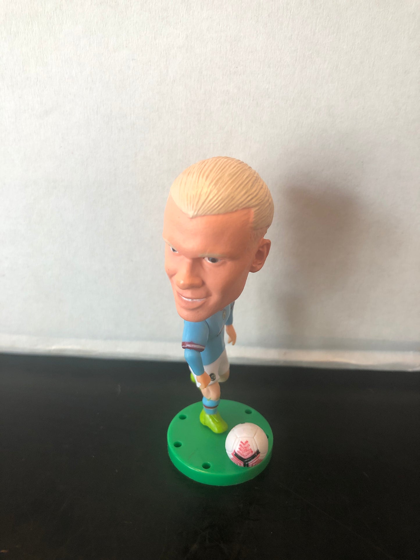 Player  Figurines - The Art of Soccer Shop