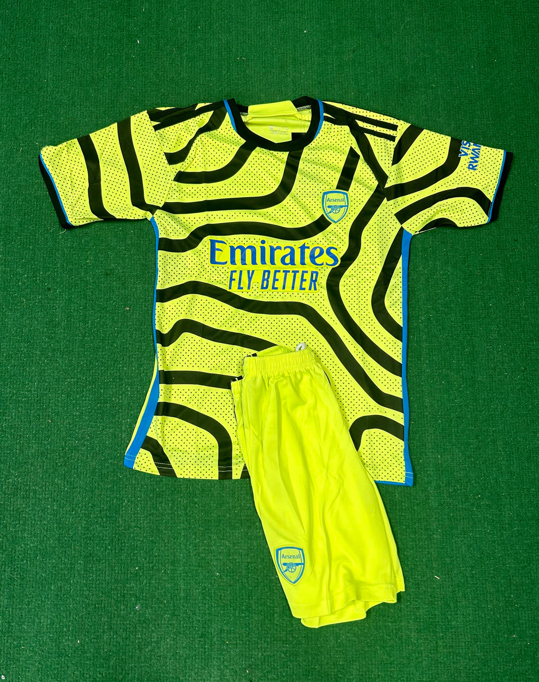 Arsenal 23/24 Youth Away Kit