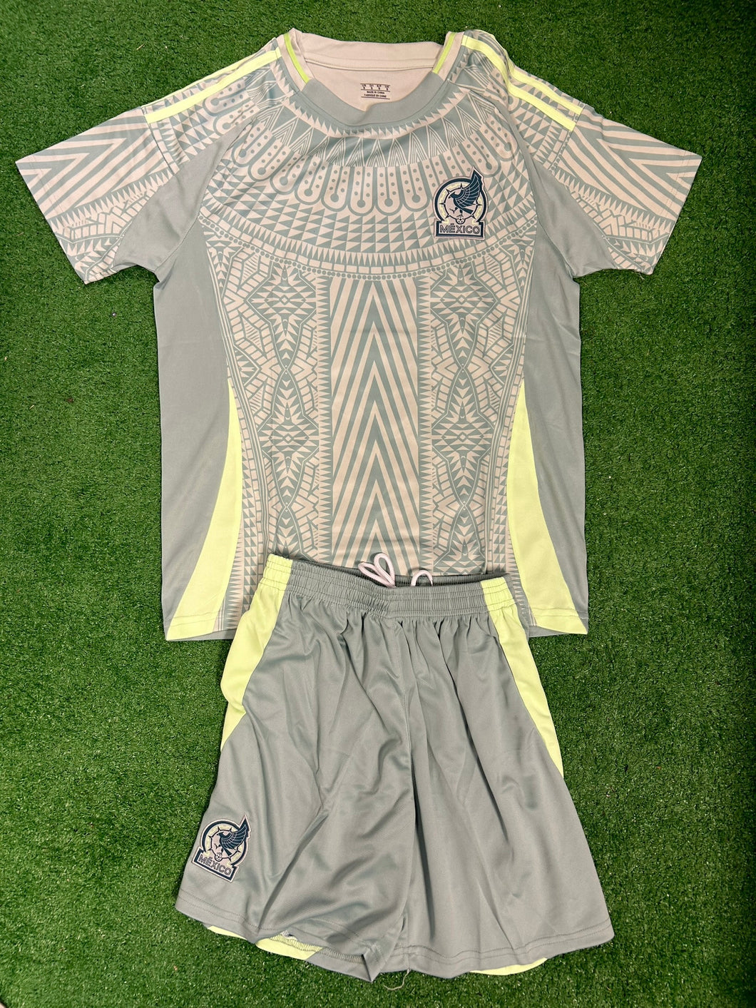 Mexico 2024 Adult Away Kit