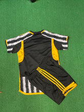 Load image into Gallery viewer, Juventus Youth Home Kit 23/24
