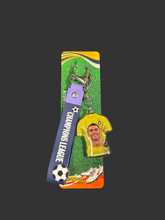 Load image into Gallery viewer, Soccer Player Keychains(acrylic)

