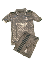 Load image into Gallery viewer, Real Madrid 24/25 Youth 3rd Kit
