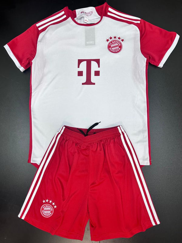 FC Bayern Munich 23/24 Youth Home Kit