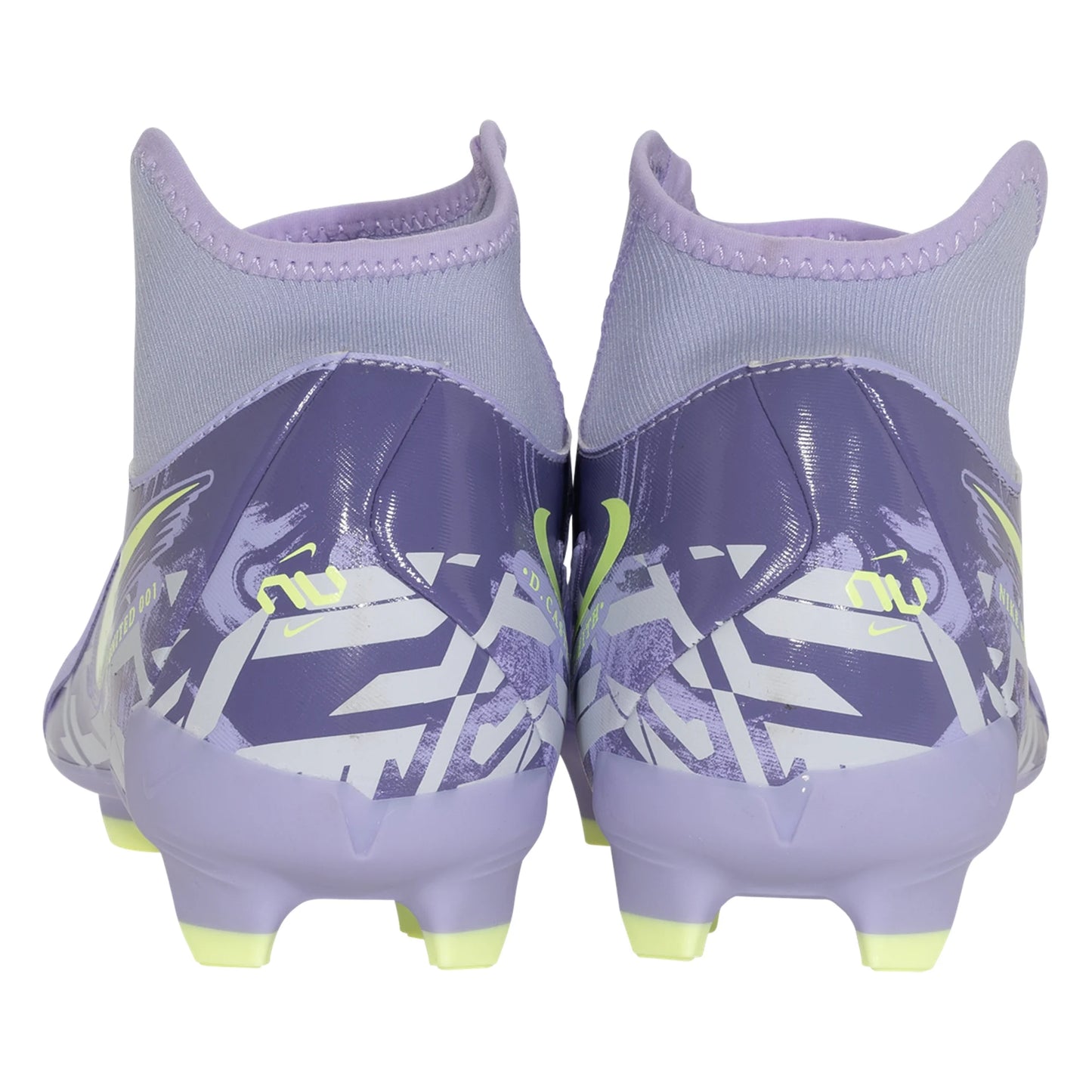 Nike Phantom Luna II Academy FG/MG Soccer Cleat