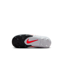 Load image into Gallery viewer, Nike JR Vapor 15 Club MG PS (V)
